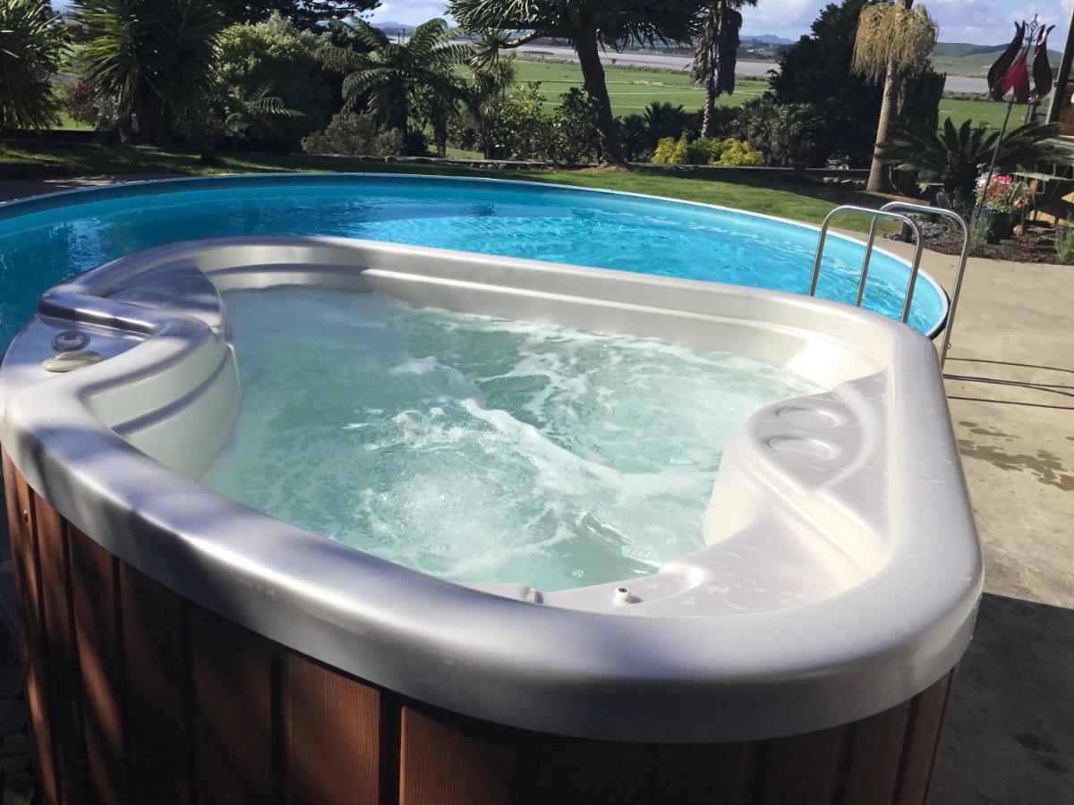 Norfolk Gardens Bed And Breakfast Te Kopuru 外观 照片