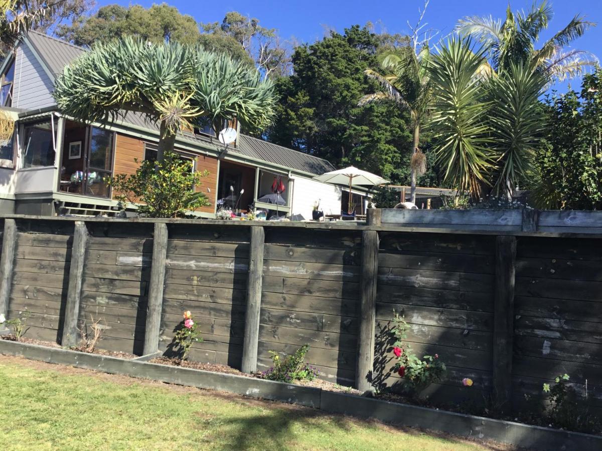 Norfolk Gardens Bed And Breakfast Te Kopuru 外观 照片